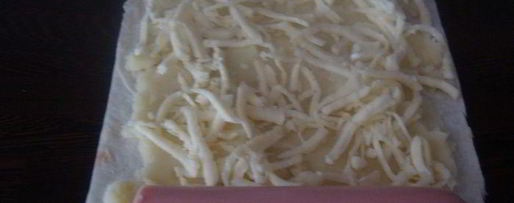 Шаг 3: роллов с сосисками и картофельным пюре