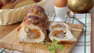 Рецепт Куриного рулета с корейской морковью и языком