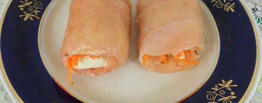 Шаг 3: куриных рулетиков с брынзой и морковью на пару