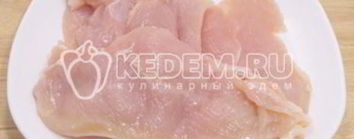 Шаг 2: куриных рулетиков в панировке