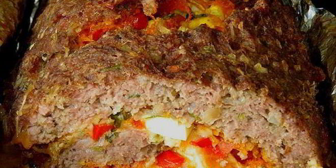 Рецепт мясного рулета мозайка с овощами и яйцом
