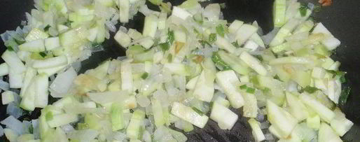 Шаг 1: мясного рулета с грибами и кабачком