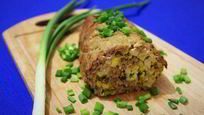 Рецепт Мясного рулета с луком и яйцом