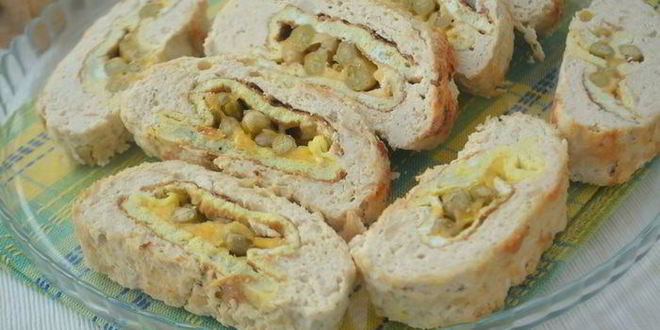 Рецепт нежнейшего куриного рулета с омлетом