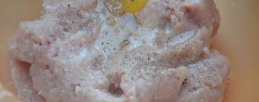 Шаг 1: нежнейшего куриного рулета с омлетом