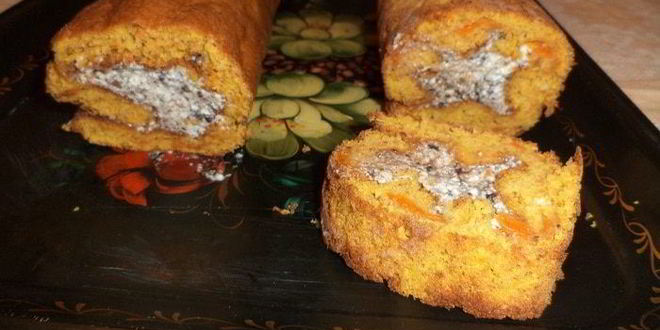 Рецепт рулета из бисквитно-тыквенного теста с творожной начинкой