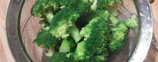 Шаг 2: рулета с фетой и шпинатом по-критски