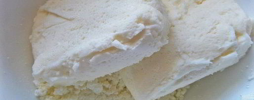 Шаг 14: рулета с творогом и черникой