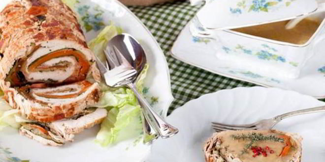 Рецепт рулетиков из индейки с вином