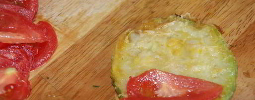 Шаг 6: рулетиков из кабачков и помидоров