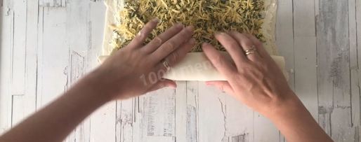 Шаг 10: рулетиков из слоеного теста с сыром