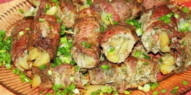 Рецепт рулетиков из свинины