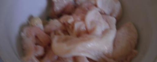 Шаг 3: рулетиков в куриной шкурке