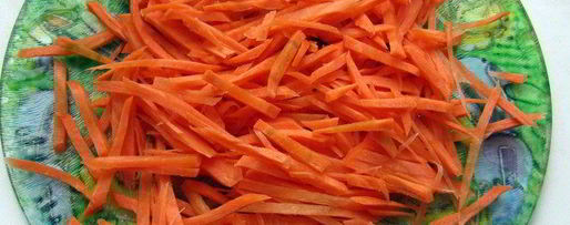 Шаг 1: рулетов из камбалы на циновке из порея