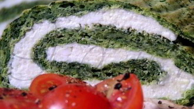 Рецепт Вегетарианского рулета из шпината с творогом