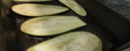 Шаг 1: вкусных рулетиков из баклажанов с сыром