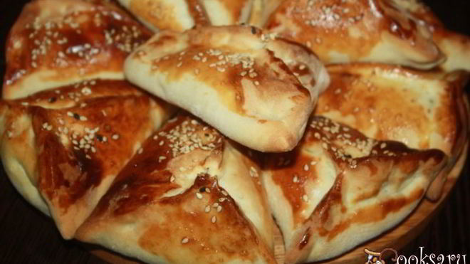 Рецепт Быстрой самсы из слоеного теста с говяжьим фаршем