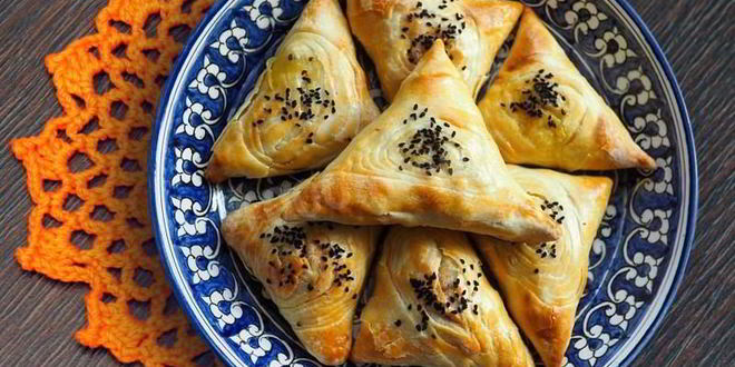 Рецепт самсы из слоеного дрожжевого теста