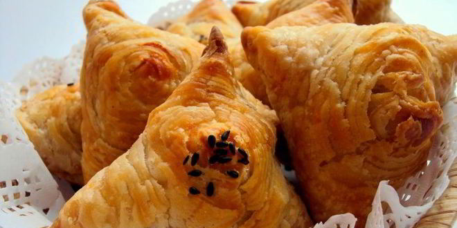 Рецепт самсы из слоеного теста с курицей