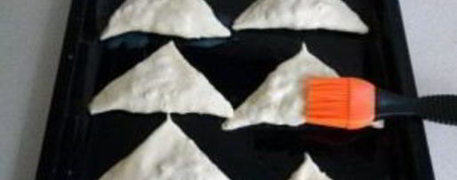 Шаг 2: самсы из слоеного теста с курицей