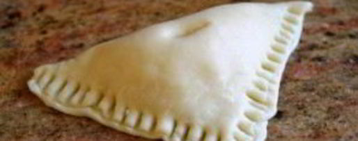 Шаг 2: самсы из слоеного теста с сыром