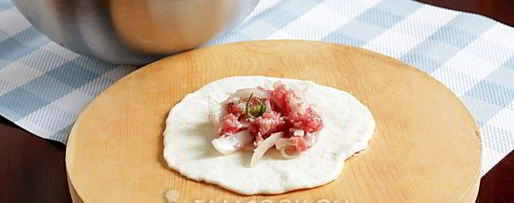 Шаг 8: самсы с говядиной и луком