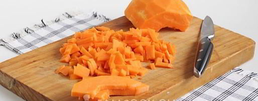 Шаг 3: самсы с тыквой на готовом слоеном тесте