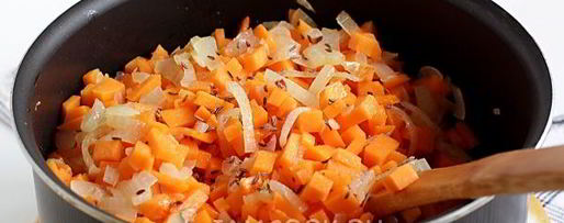 Шаг 7: самсы с тыквой на готовом слоеном тесте