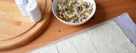 Шаг 2: самсы с ветчиной и сыром