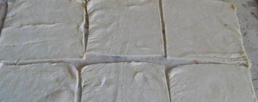 Шаг 2: самсы слоеной с куриным фаршем и сыром, жареная на сковороде