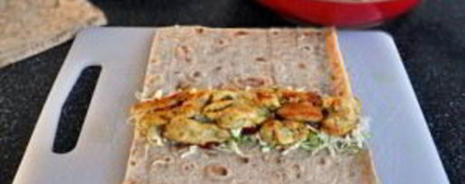 Шаг 6: шаурмы с капустой и курицей