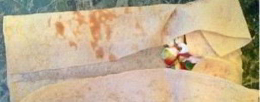 Шаг 6: шаурмы с крабовыми палочками