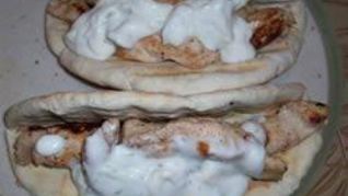 Рецепт Шаурмы с курицей и соусом Тахини