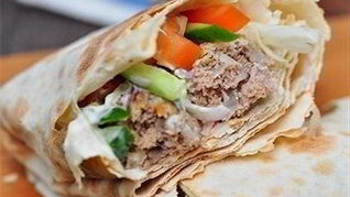 Рецепт Шаурмы с люля-кебаб и овощами в чесночно-йогуртовом соусом