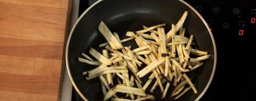 Шаг 1: шавермы с бараниной, брынзой и баклажанами