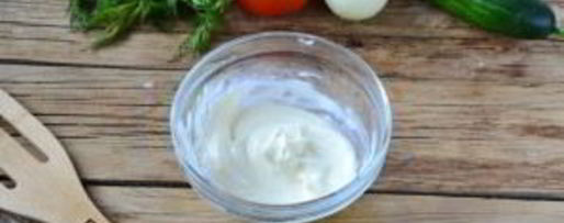 Шаг 4: шавермы с пикантной курочкой и чесночным соусом