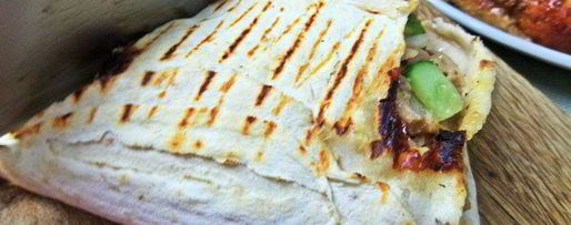 Шаг 21: шавермы с запеченной курицей и майонезным соусом