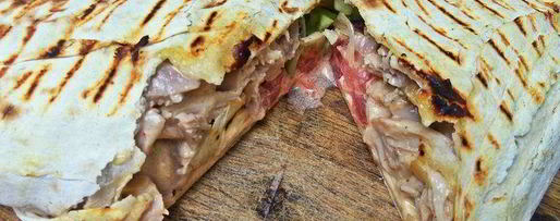 Шаг 22: шавермы с запеченной курицей и майонезным соусом