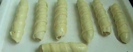 Шаг 23: сосисок в дрожжевом тесте