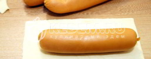 Шаг 1: сосисок в тесте цветочки