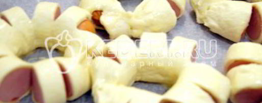 Шаг 4: сосисок в тесте цветочки