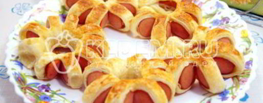 Шаг 7: сосисок в тесте цветочки