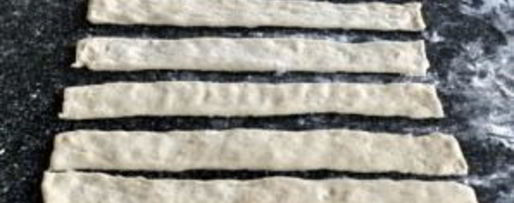 Шаг 2: сосисок в тесте в духовке