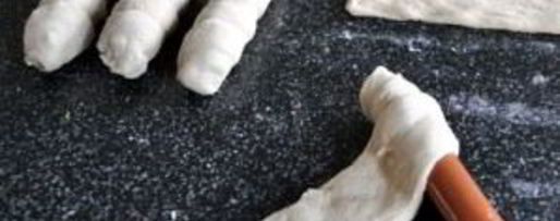 Шаг 3: сосисок в тесте в духовке