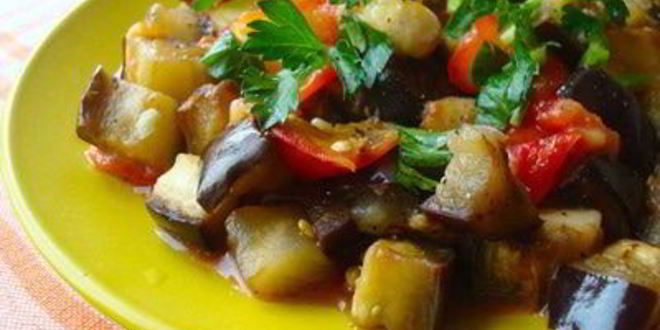 Рецепт соте из баклажан со сливами