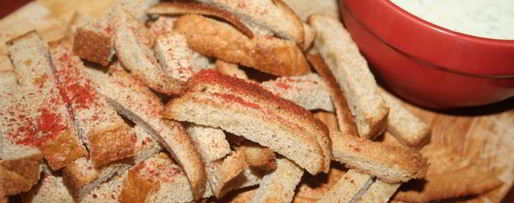 Шаг 4: дарницких сухариков с соусом на основе йогурта