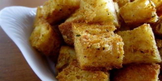 Рецепт домашних сухариков из белого хлеба
