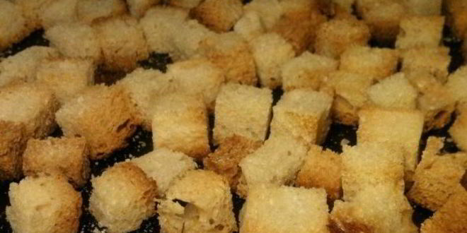 Рецепт домашних сухариков в духовке