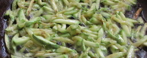 Шаг 1: кабачков с сухариками