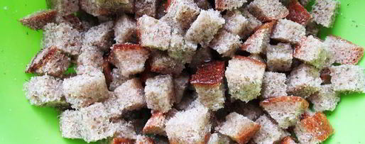 Шаг 5: хлебных сухариков